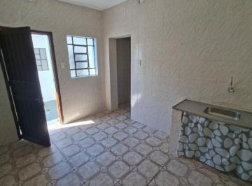 Casa · 35m² · 1 Quarto · Casa vila para locação localizado na Vila Moraes