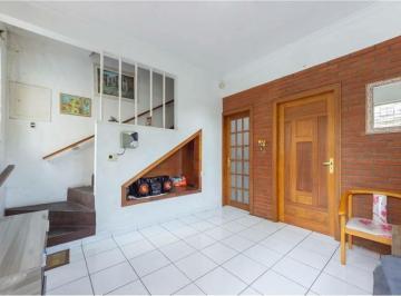 Casa · 220m² · 4 Quartos · 2 Vagas · Sobrado espaçoso na Vila Clementino, ótima localização!