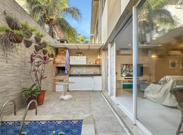 Casa de 3 quartos, Balneário Camboriú · Casa com 284 mts², 3 quartos, piscina e churrasqueira em Balneário Camboriú - SC
