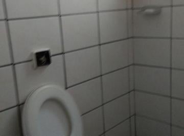 Apartamento en Aluguel de 1 quarto Umbará · Apto - tipo Kitinet amplo com sacada - em frente Garagem Onibus