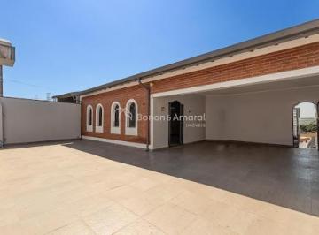 Photo 1 · Casa Ampla e reformada para venda, 4 Quartos, 3 Vagas e Quintal grande com churr