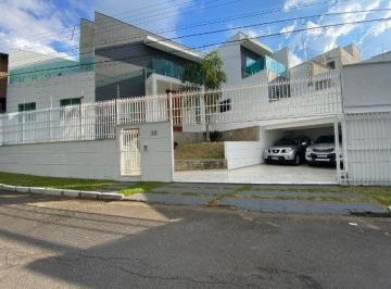 Photo 1 · Casa Moderna e Mobiliada com 4 Quartos em Condomínio Fechado