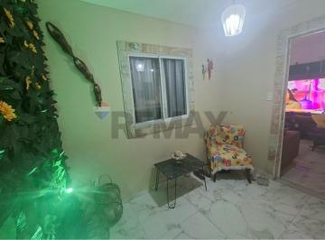 Apartamento · 52m² · 2 Quartos · Apartamento 2 Quartos Reformado à Venda em Santíssimo – 51,77 m²