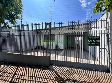 Casa · 67m² · 2 Quartos · 1 Vaga · LOCAÇÃO | Casa, com 2 dormitórios em Vila Santa Izabel, Maringá