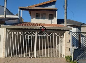 Casa · 125m² · 6 Quartos · Casa à venda - em Pindamonhangaba