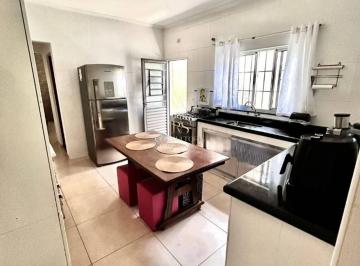 9cfd58c44d23b43648f7d97b83101858c183d302 · Casa com 2 quartos à venda, 81 m² por R$ 380.000 - Vila Brasileira - Mogi das Cruzes/SP