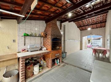Casa · 67m² · 2 Quartos · 1 Vaga · Casa Térrea Geminada com 2 dorms no Real - Na quadra da Praia!