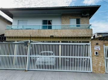 Casa · 53m² · 2 Quartos · 1 Vaga · Excelente casa de condomínio sobreposta baixa com quintal privativo no Sítio do Campo.