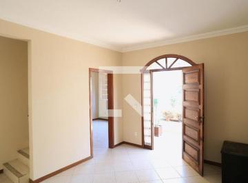Casa · 150m² · 6 Quartos · 2 Vagas · Casa para Aluguel - União, 6 Quartos, 150 m² - Belo Horizonte