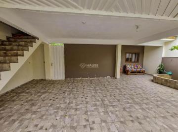 Casa · 250m² · 3 Quartos · 2 Vagas · Casa à Venda com 180m², 3 Dormitórios e Edícula | Jardim Amplo e Garagem Coberta