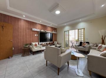 Apartamento · 226m² · 3 Quartos · 2 Vagas · Maior apartamento Setor de Mansões - 3 quartos/1 suíte