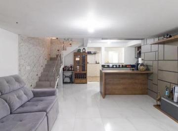 Sala · Casa ampla com 300 m², 4 quartos, 2 suítes e espaço comercial – Jardim União/Ube