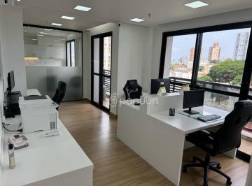 76cb4faa46d0d7d525a441491c4e25bb50b00415 · Sala Comercial Mobiliada 35m² com 2 Vagas e Ar-Condicionado