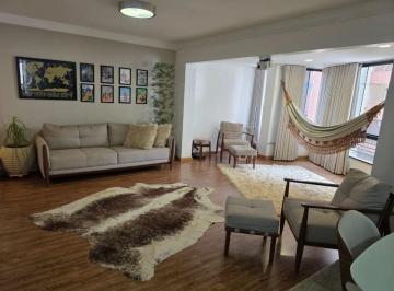 Apartamento de 3 quartos, Águas Claras · Apartamento 3 Quartos - Reformado - Residencial Araucárias - Águas Claras