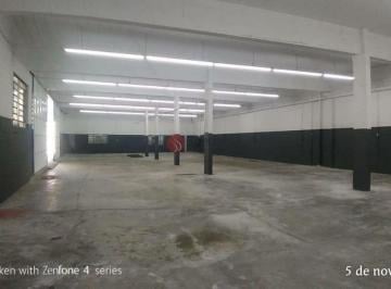 Comercial · 1000m² · 3 Vagas · Galpão de 1000 m² em Itaquera.