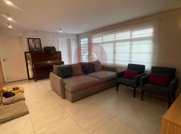 Casa · 135m² · 4 Quartos · 2 Vagas · Cada térrea a venda no Jardim Novo Carrão