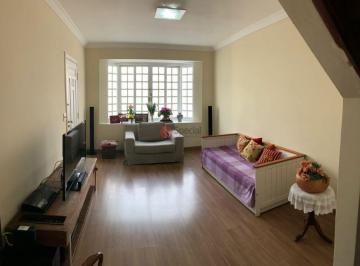 Casa · 160m² · 4 Quartos · Sobrado de Vila à venda no Tatuapé com 4 dormitórios.