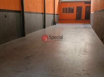 Comercial · 250m² · São 2 salões e 1 casa 10X 25 na Avenida João XXIII.