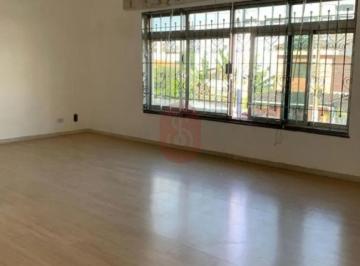 Casa · 239m² · 3 Quartos · 4 Vagas · Sobrado com 3 quartos a venda na Vila Formosa, 239 metros.