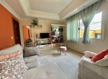 Casa · 184m² · 3 Quartos · 4 Vagas · Sobrado no Tatuapé, com 3 quartos, 1 suíte e 4 vagas