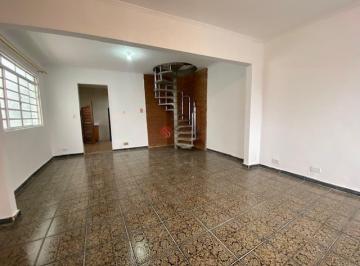 Casa · 140m² · 3 Quartos · 2 Vagas · Sobrado na Vila Formosa com 3 quartos, 1 suíte e 1 vaga.