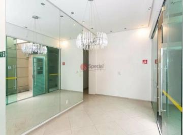 Casa · 380m² · 8 Quartos · Sobrado residencial ou comercial para venda na Penha.