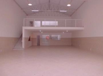 Comercial · 330m² · 4 Vagas · Salão na Vila Santa Clara.