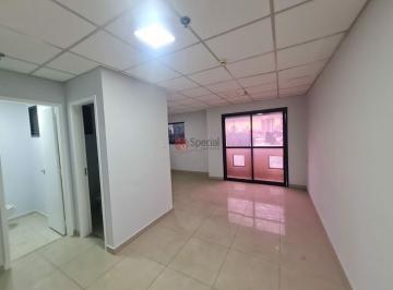Comercial · 36m² · 1 Vaga · Sala comercial na Avenida Conselheiro Carrão com varanda e vaga. Excelente custo x benefício!