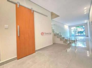 Casa · 145m² · 3 Quartos · 2 Vagas · Sobrado com 3 dormitorios à venda na Vila Formosa, 145 metros.
