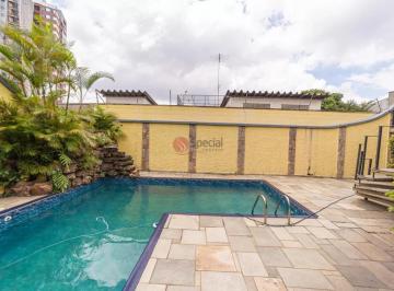 Casa · 330m² · 5 Quartos · 5 Vagas · Sobrado na Cidade Patriarca com 430 m², 5 quartos, 1 suite, piscina, churrasqueira e 5 vagas.