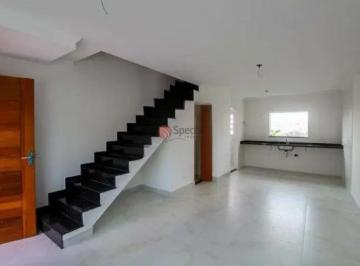 Casa · 107m² · 2 Quartos · 4 Vagas · Sobrado à venda de 107 metros no Jardim Vila Formosa.