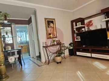 Casa · 152m² · 3 Quartos · 4 Vagas · Sobrado á venda na Água Rasa.