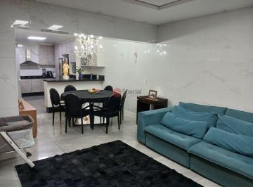 Casa · 180m² · 3 Quartos · 4 Vagas · Sobrado no Tatuapé, ótimo acabamento.