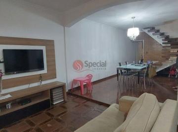 Casa · 182m² · 3 Quartos · 2 Vagas · Sobrado á venda no Tatuapé.