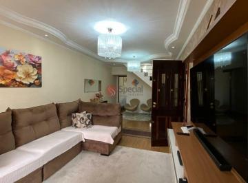 Casa · 223m² · 3 Quartos · 5 Vagas · Sobrado no Jardim Têxtil lindo, 3 suítes, 5 vagas e churrasqueira.