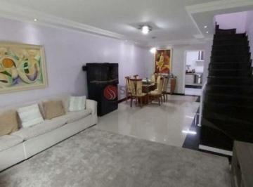 Casa · 217m² · 3 Quartos · 4 Vagas · Sobrado à venda no Parque São Lucas.