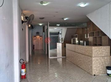 Comercial · 177m² · Salão comercial à venda no Tatuapé, próximo ao Metrô Carrão.