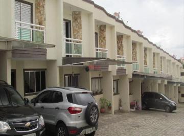 Casa · 64m² · 2 Quartos · 1 Vaga · Sobrado em Condomínio Fechado com 2 Dormitórios e 1 Vaga de Garagem Privativa em Itaquera