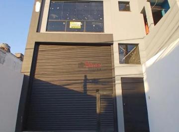 Comercial · 240m² · 2 Vagas · Prédio Comercial Para Locação na Vila Progresso em Itaquera