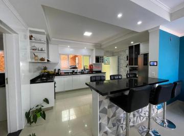 Casa · 120m² · 3 Quartos · 4 Vagas · Casa com 3 dorms, Itaquera, São Paulo