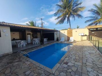 Casa de 2 quartos, Cabo Frio · Casa Térrea de Condomínio c/ Piscina e Área Verde à Venda
