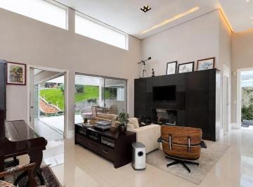 Casa · 405m² · 4 Quartos · 6 Vagas · CASA PRONTA PARA MORAR COM 4 QUARTOS NO ÁGUA VERDE