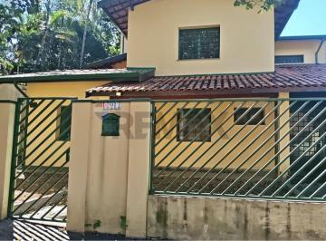 Casa · 251m² · 3 Vagas · RE/MAX Aluga | Sobrado com 4 Dormitórios, 2 Suítes, Escritório e Amplo Quintal na Cidade Universitár