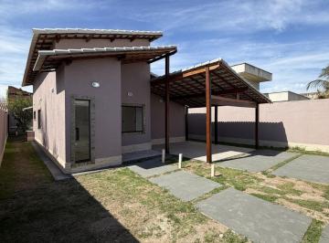 Casa · 142m² · 3 Quartos · 2 Vagas · Casa Moderna em Terreno de 480m² | 3 Quartos, Suíte e Quintal Amplo