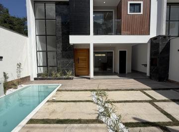 Casa · 115m² · 4 Quartos · 3 Vagas · Casa com 4 quartos, 185m² por R$ 890.000 - Engenho do manto - Niterói/RJ