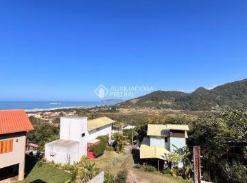 Casa · 168m² · 3 Quartos · Casa Com vista eterna para a praia do Siriú