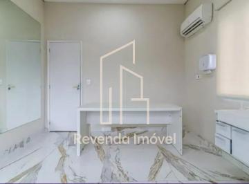 Photo 1 · Loja / Salão / Ponto Comercial com 7 Salas à venda, 220m²