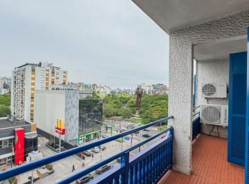 Apartamento · 203m² · 4 Quartos · 1 Vaga · Apartamento 04 quartos, 203m2,  junto ao Parcão Moinhos Vento