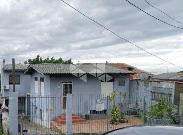 Casa · 125m² · 3 Quartos · Sobrado com 3 casas no bairro Jardim Floresta!