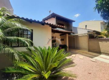 Casa · 160m² · 3 Quartos · 3 Vagas · xcelente sobrado com 160 m² de área privativa, ambientes amplos e ótima distribu